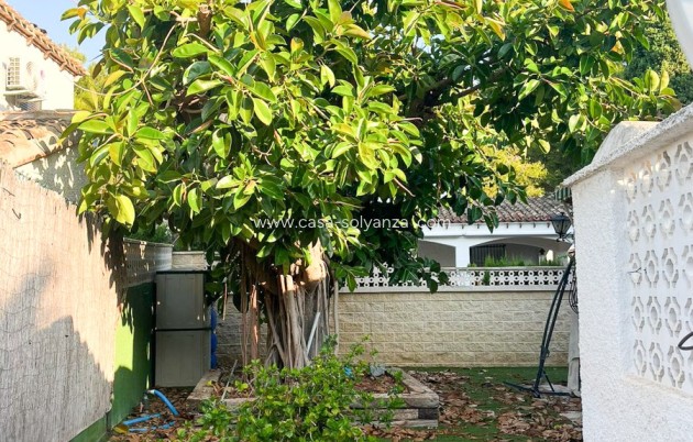 Herverkoop - Semi-Detached Villa - Orihuela Costa - Punta Prima