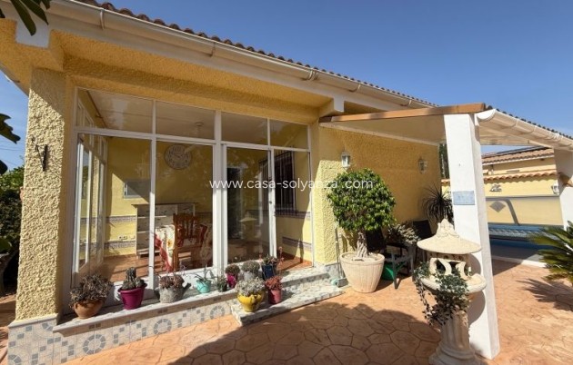 Herverkoop - Villa - Pinar de Campoverde - Inland