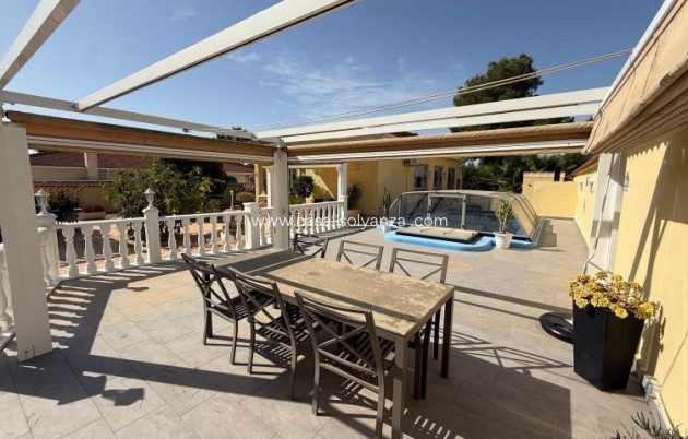 Herverkoop - Villa - Pinar de Campoverde - Inland