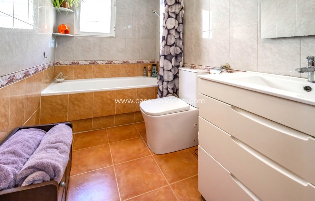 Resale - Villa - Los Altos - Res Valle de los pinos