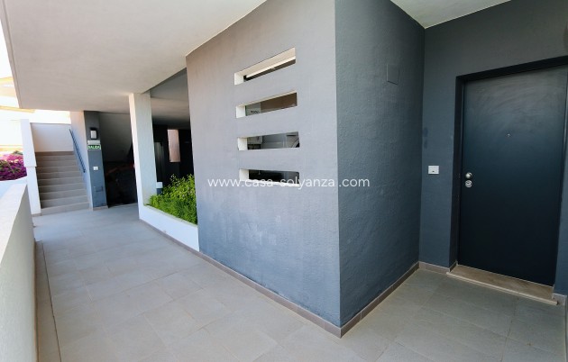 Herverkoop - Appartement / flat - Playa Flamenca - Costa Blanca