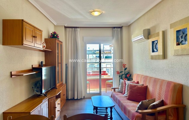 Resale - Apartment / flat - Torrevieja - Center