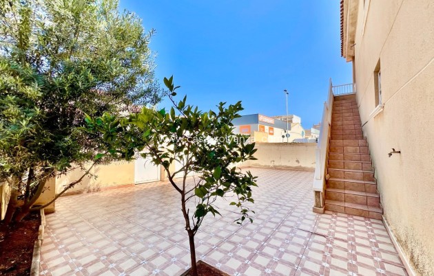 Herverkoop - Bungalow - Torrevieja - Center