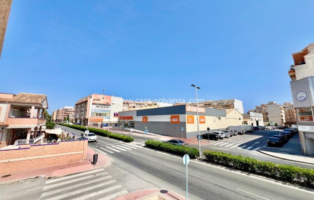 Herverkoop - Bungalow - Torrevieja - Center