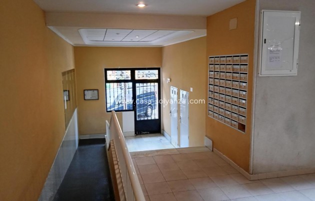Revente - Appartement - Torrevieja - Center
