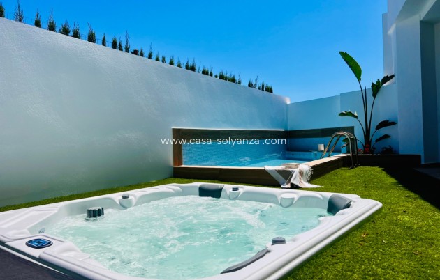 Herverkoop - Villa - Moraira - Pla Del Mar