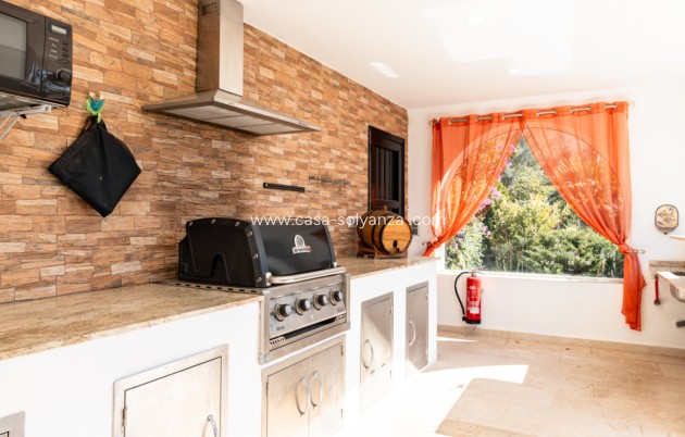 Herverkoop - Country Property/Finca - Teulada - Canor