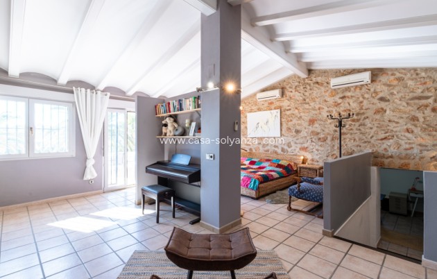 Herverkoop - Country Property/Finca - Teulada - Canor