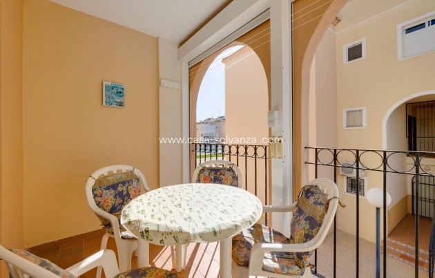Herverkoop - Bungalow - Torrevieja - Playa De Los Naufragos