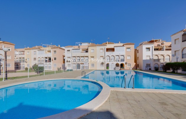 Herverkoop - Bungalow - Torrevieja - Playa De Los Naufragos