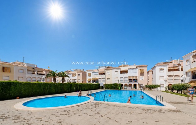 Herverkoop - Bungalow - Torrevieja - Playa De Los Naufragos