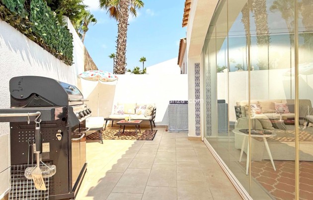 Herverkoop - Villa - Orihuela Costa - Villamartín