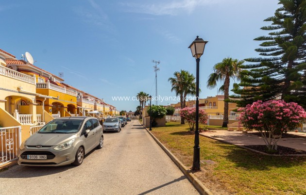 Resale - Townhouse - Orihuela Costa - La Regia