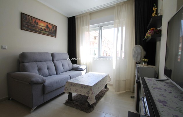 Herverkoop - Appartement / flat - Torrevieja - El Molino