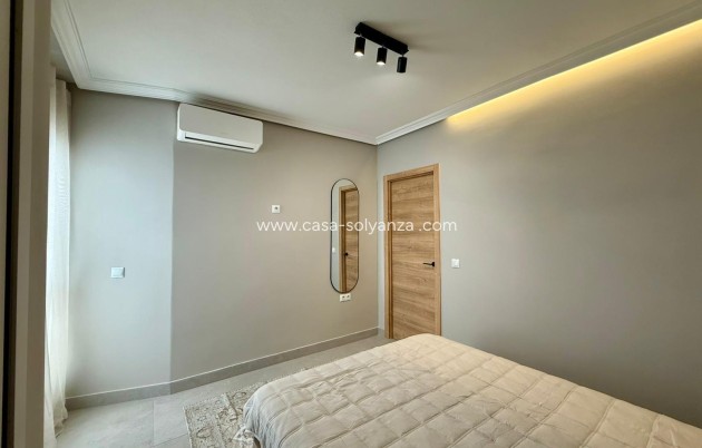 Resale - Apartment / flat - Torrevieja - Playa del Cura