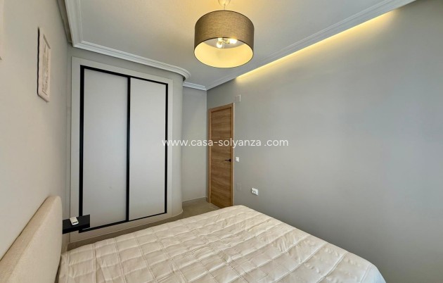 Resale - Apartment / flat - Torrevieja - Playa del Cura