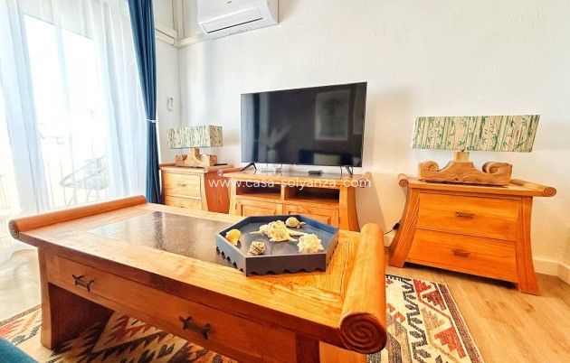 Resale - Apartment / flat - Torrevieja - Center