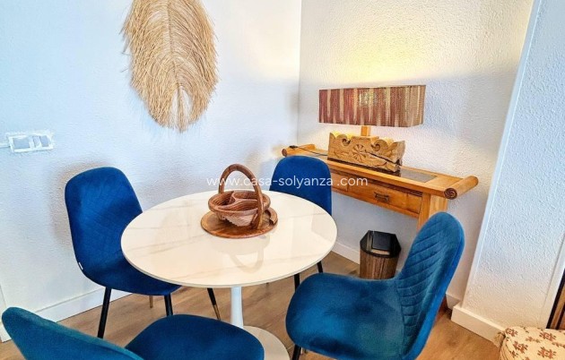 Resale - Apartment / flat - Torrevieja - Center