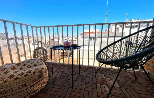 Resale - Apartment / flat - Torrevieja - Center