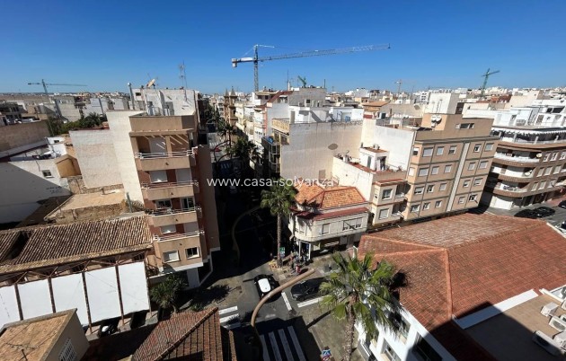 Resale - Apartment / flat - Torrevieja - Center