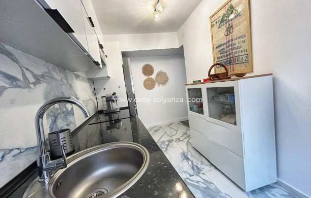 Resale - Apartment / flat - Torrevieja - Center
