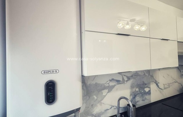 Resale - Apartment / flat - Torrevieja - Center