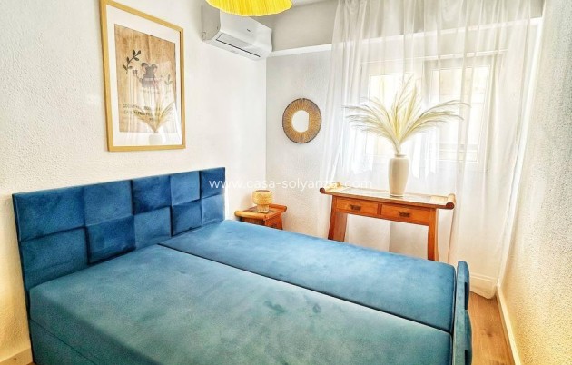 Resale - Apartment / flat - Torrevieja - Center