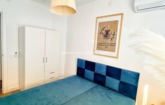 Resale - Apartment / flat - Torrevieja - Center