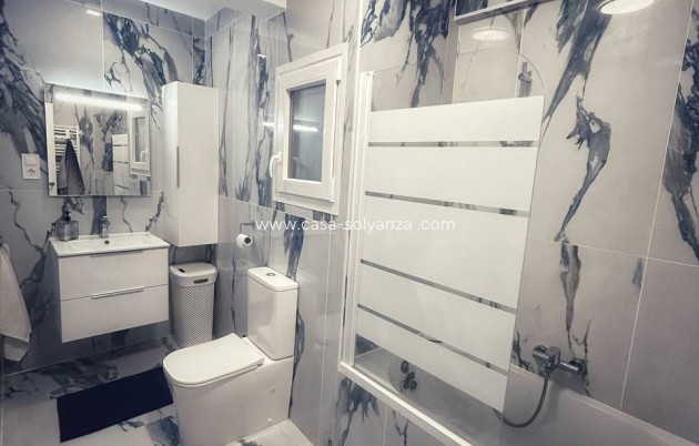 Resale - Apartment / flat - Torrevieja - Center