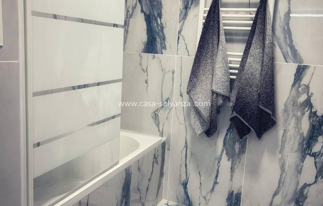 Resale - Apartment / flat - Torrevieja - Center