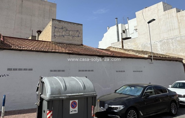 Herverkoop - Land - Torrevieja - Center