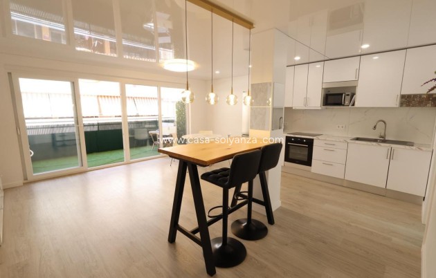 Resale - Apartment / flat - Torrevieja - Acequion