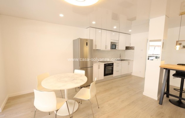 Resale - Apartment / flat - Torrevieja - Acequion