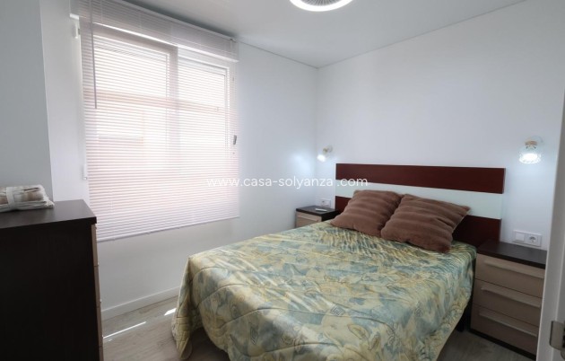 Resale - Apartment / flat - Torrevieja - Acequion
