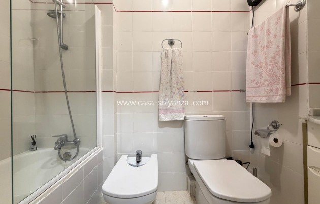Herverkoop - Appartement / flat - Torrevieja - Playa de los Locos