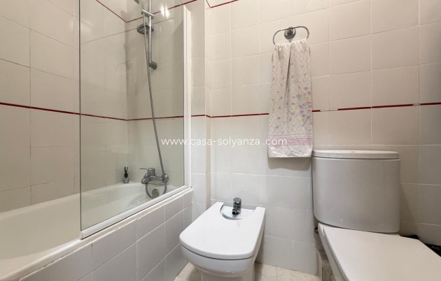 Herverkoop - Appartement / flat - Torrevieja - Playa de los Locos