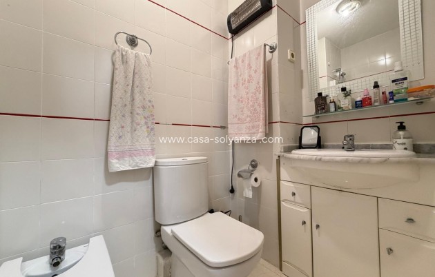 Herverkoop - Appartement / flat - Torrevieja - Playa de los Locos