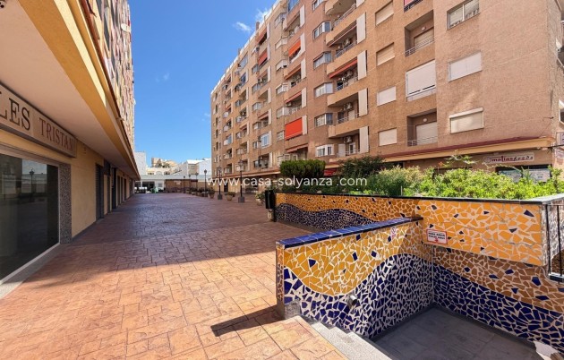 Herverkoop - Appartement / flat - Torrevieja - Playa de los Locos