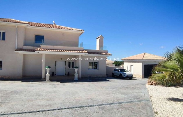 Resale - Villa - Pinoso - Inland