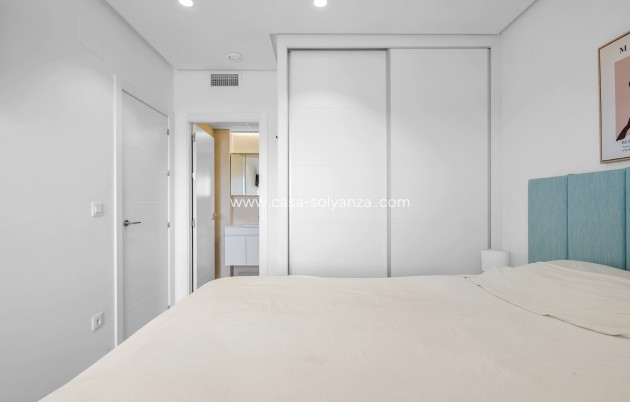 Resale - Apartment / flat - Torrevieja - Costa Blanca