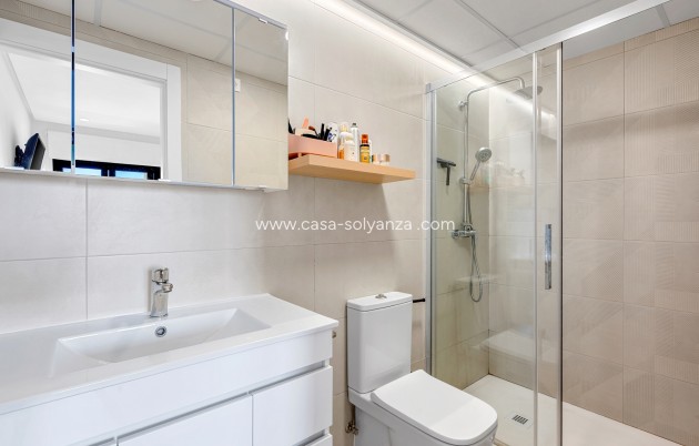 Resale - Apartment / flat - Torrevieja - Costa Blanca