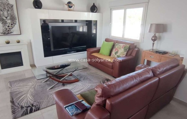 Resale - Villa - Pinoso - Inland