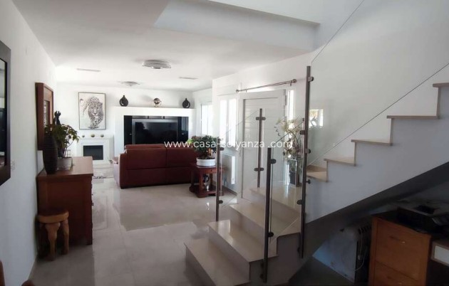 Resale - Villa - Pinoso - Inland