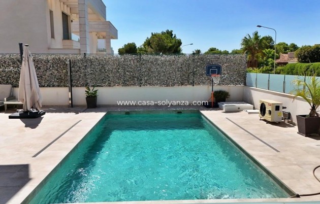 Herverkoop - Villa - Orihuela Costa - Villamartín