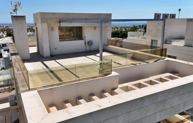 Herverkoop - Villa - Orihuela Costa - Villamartín