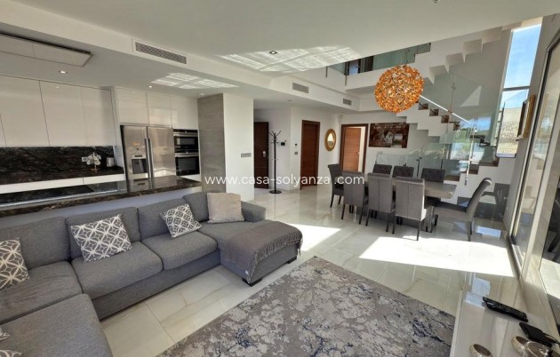 Herverkoop - Villa - Orihuela Costa - Villamartín