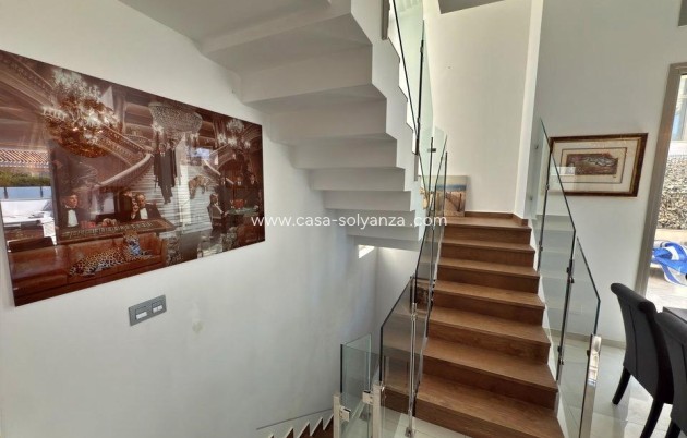 Herverkoop - Villa - Orihuela Costa - Villamartín