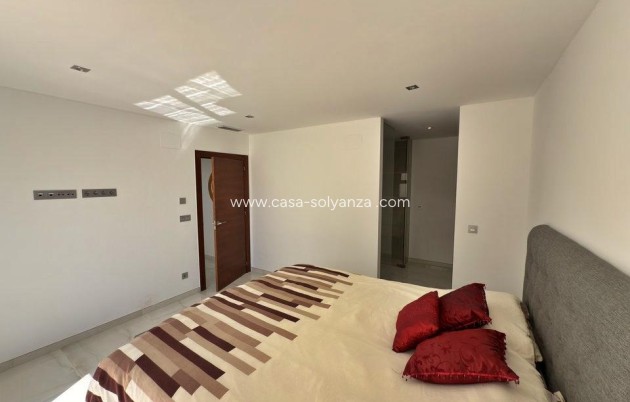 Herverkoop - Villa - Orihuela Costa - Villamartín