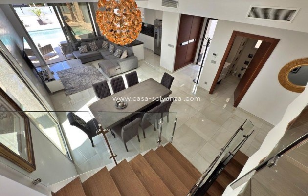 Herverkoop - Villa - Orihuela Costa - Villamartín