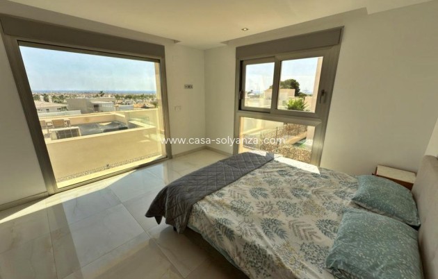 Herverkoop - Villa - Orihuela Costa - Villamartín